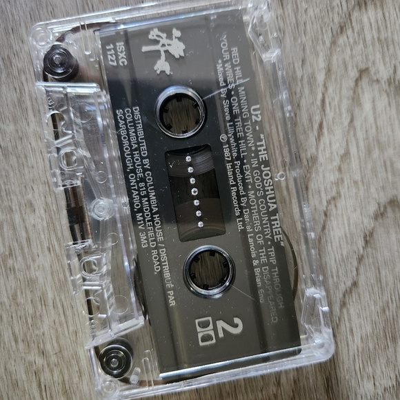 🌿2/$20 U2 The Joshua Tree cassette - Picture 4 of 5